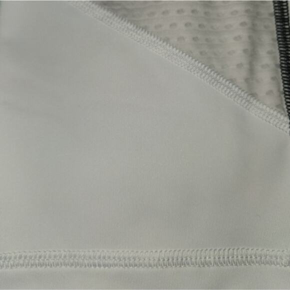 FILA‎ SPORT Mesh Panel Capri Leggings Active Workout Black and White Sz Small - Picture 6 of 8